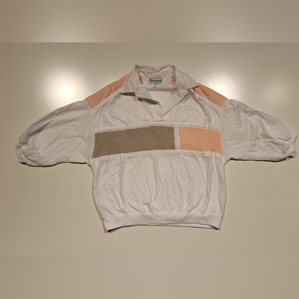 Shenanigans Retro pull over top. Size medium. White, salmon and green